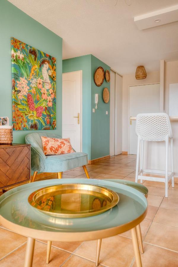 Bel Appartement Classe 3 Etoiles Bormes-les-Mimosas Buitenkant foto