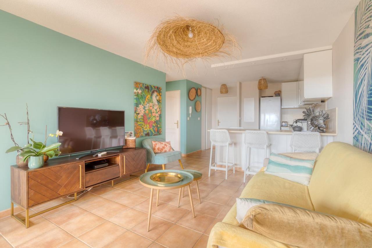 Bel Appartement Classe 3 Etoiles Bormes-les-Mimosas Buitenkant foto