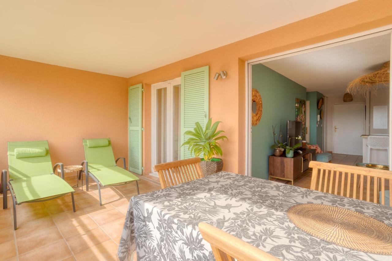Bel Appartement Classe 3 Etoiles Bormes-les-Mimosas Buitenkant foto
