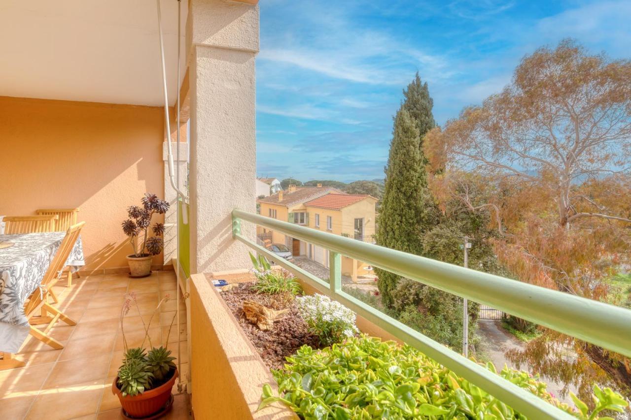 Bel Appartement Classe 3 Etoiles Bormes-les-Mimosas Buitenkant foto