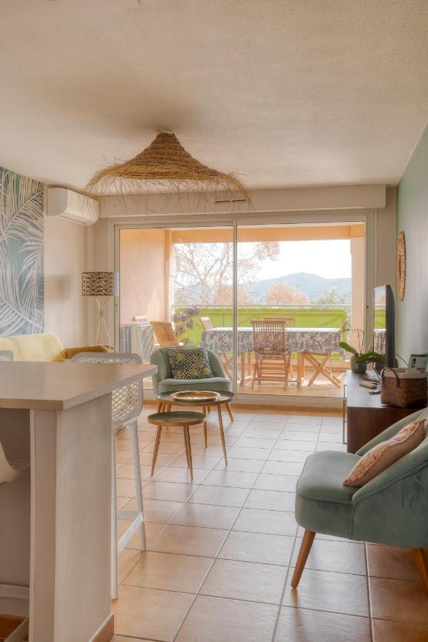 Bel Appartement Classe 3 Etoiles Bormes-les-Mimosas Buitenkant foto