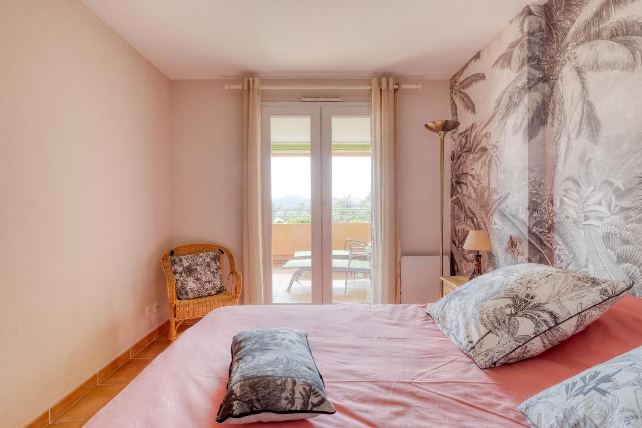 Bel Appartement Classe 3 Etoiles Bormes-les-Mimosas Buitenkant foto